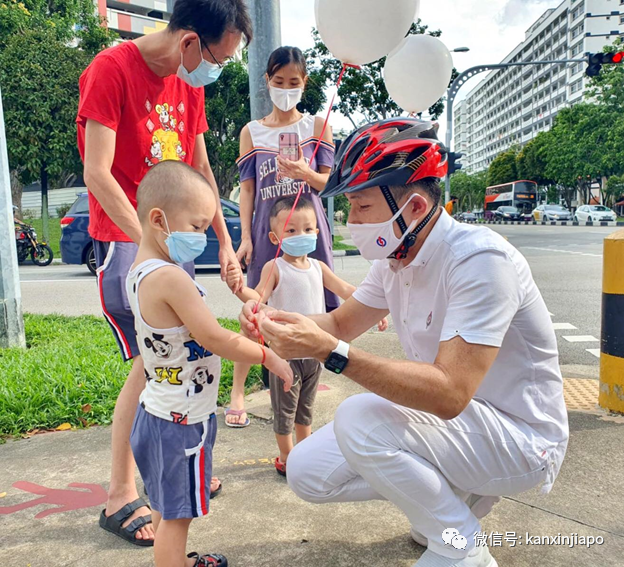 從木讷小子到新加坡“最帥議員”，改變他的女人到底是誰？