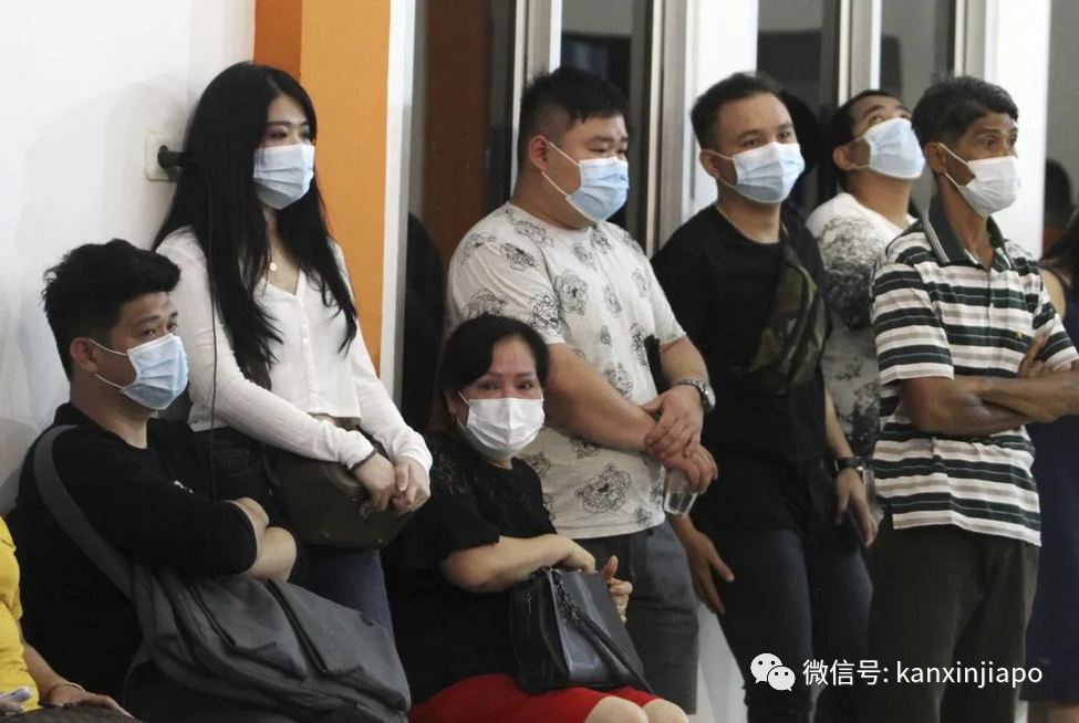 飛機從萬尺高空墜落！62人遇難，已發現遺體殘骸