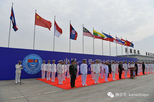 新、中海軍今天于新加坡附近海域進行聯合軍演