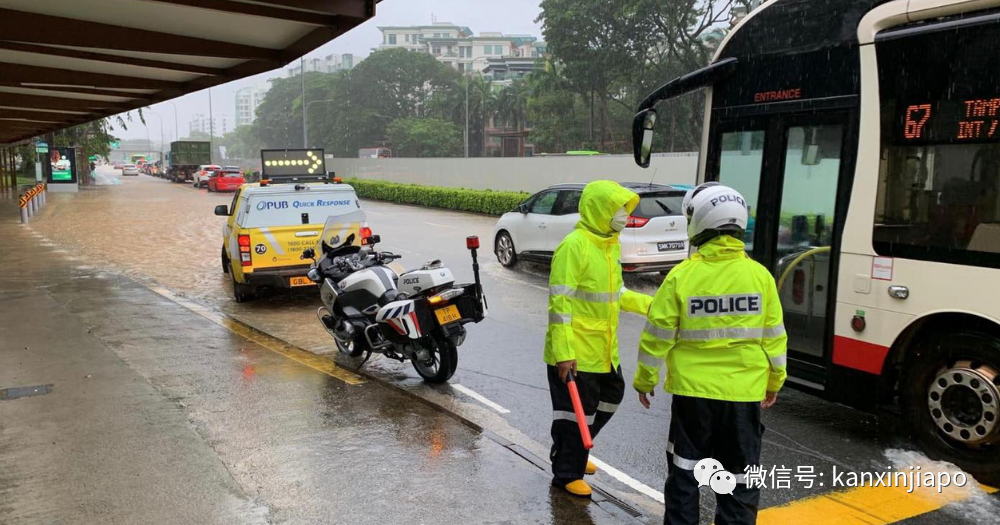 冷飕飕～新加坡狂降雨，最低溫度降至21°C