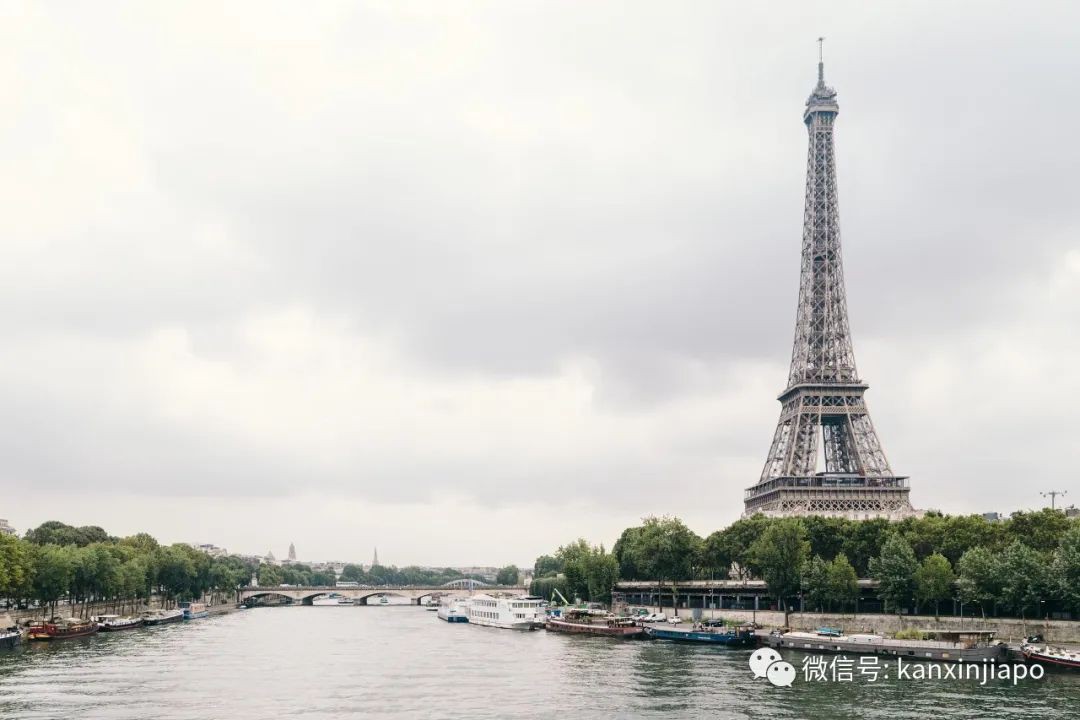 英女王伊麗莎白二世逝世，新加坡爲她降半旗，細數她和新加坡的那些事....